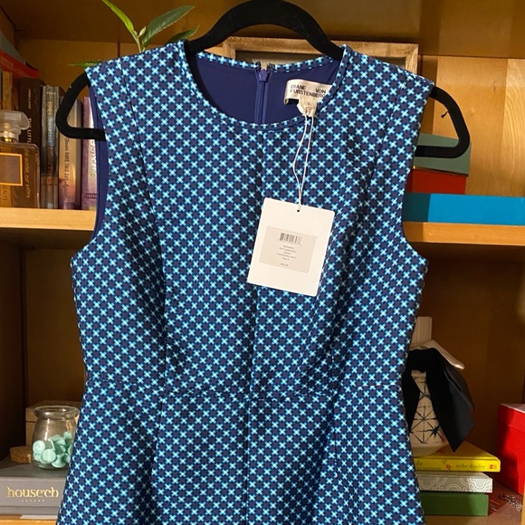 Diane Von Furstenberg Madyson Calna Dress - Picture 7 of 7